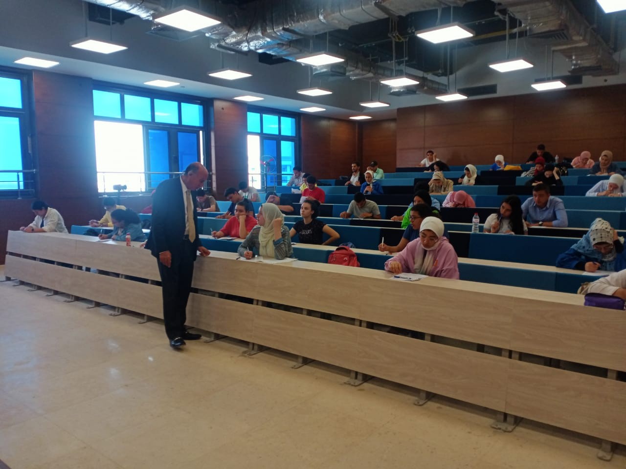 Soliman inspects the mid term exams at Benha National University